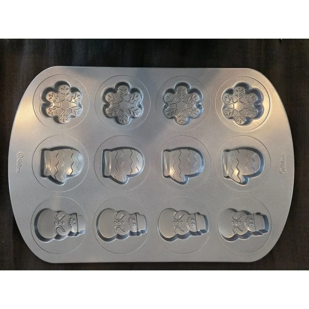 Bundle of 3 Wilton Baking Pans 12-Cavity Holiday Winter Shapes